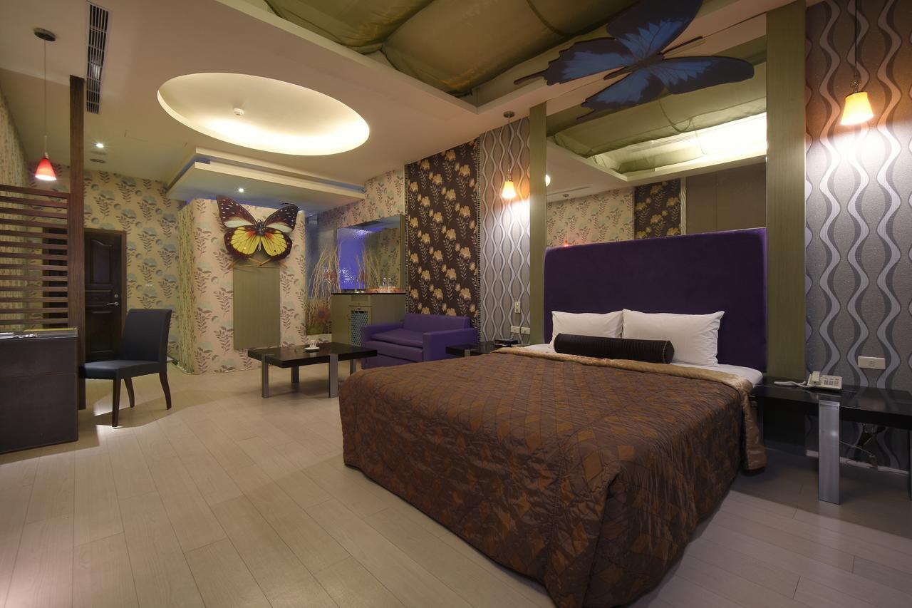 Sun Garden Motel Kaohsiung Buitenkant foto