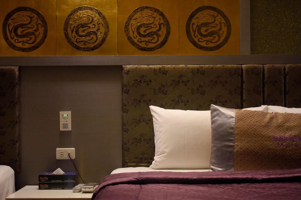Sun Garden Motel Kaohsiung Buitenkant foto