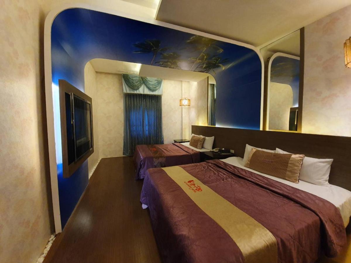 Sun Garden Motel Kaohsiung Buitenkant foto